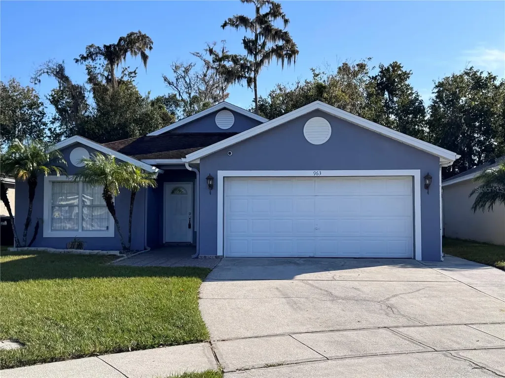 963 Ponderosa Pine Court Orlando FL 32825