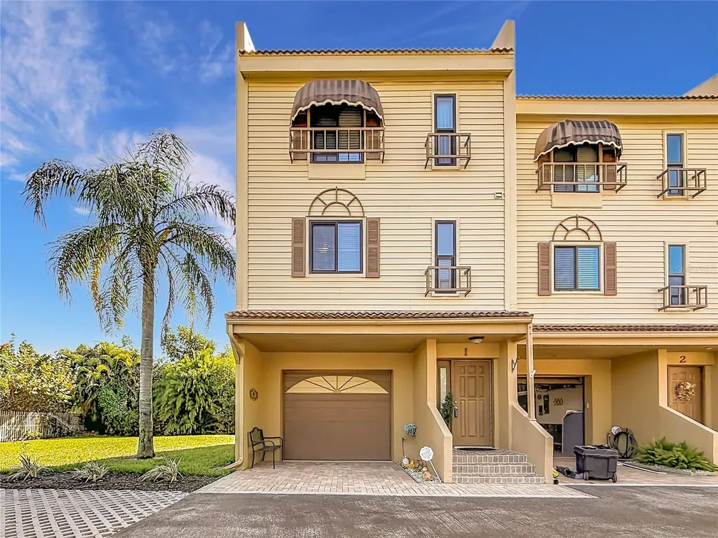 1710 Lighthouse Terrace S South Pasadena FL 33707