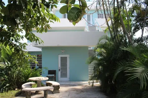 236 Acacia Vieques PR 00765