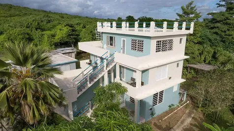 236 Acacia Vieques PR 00765