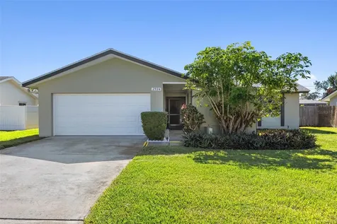 2594 60th Avenue S St Petersburg FL 33712