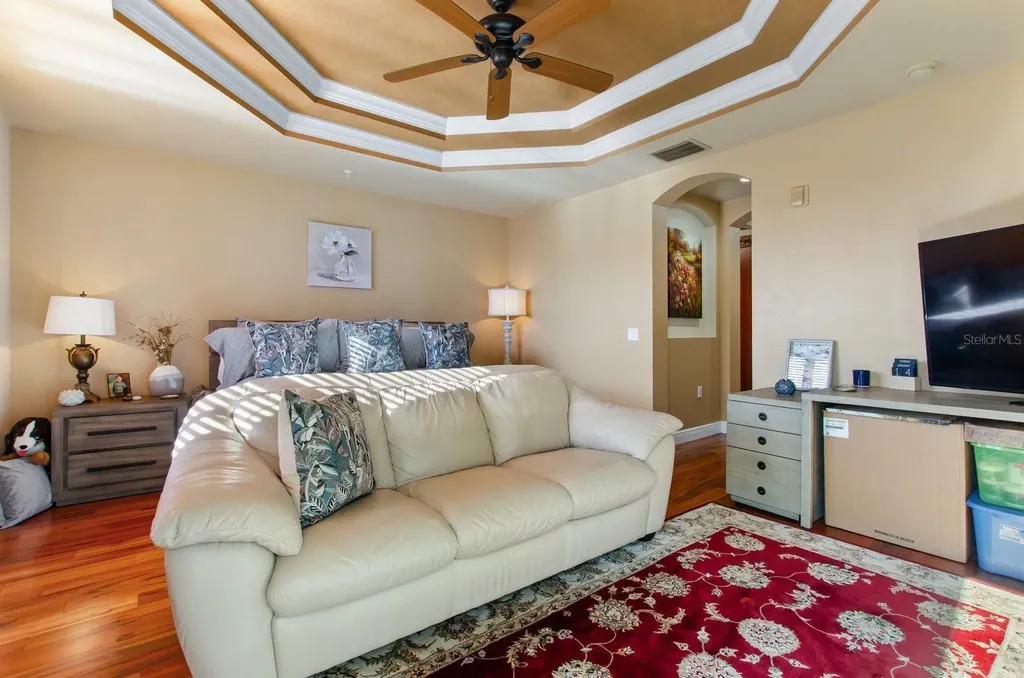 5209 Manorwood Drive Sarasota FL 34235