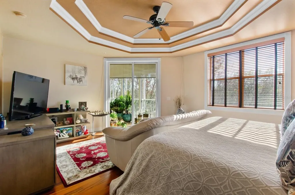5209 Manorwood Drive Sarasota FL 34235
