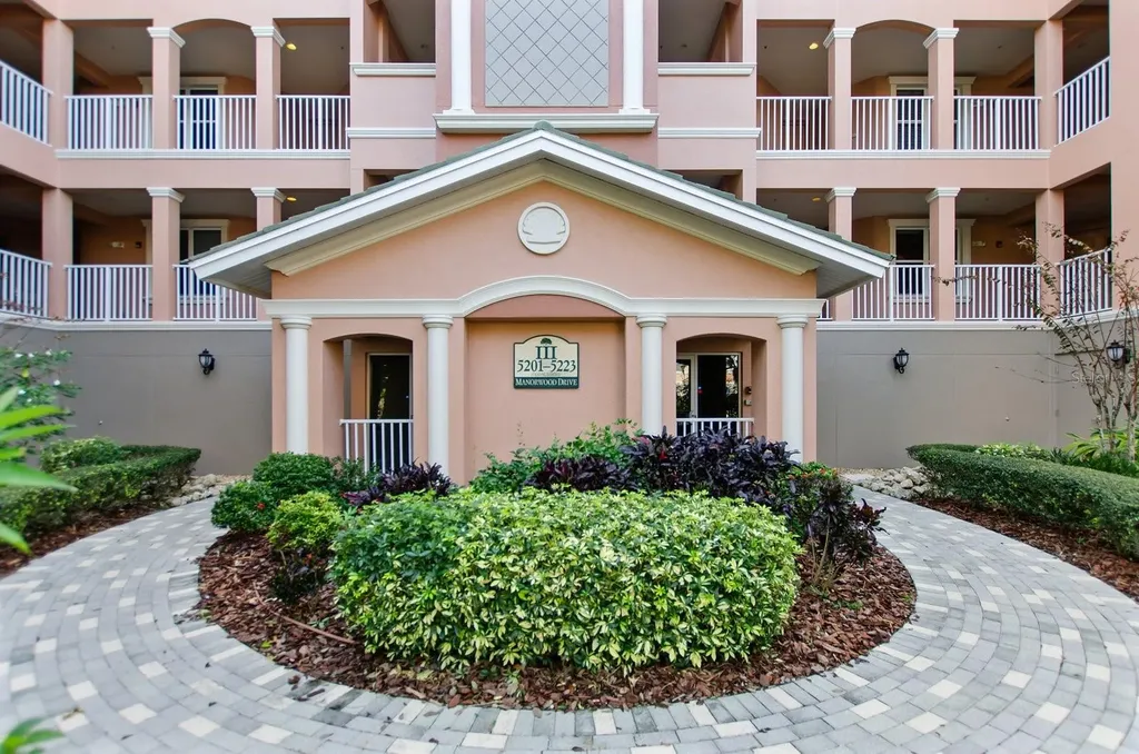 5209 Manorwood Drive Sarasota FL 34235