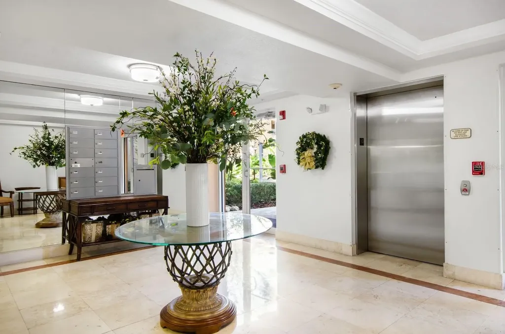 5209 Manorwood Drive Sarasota FL 34235