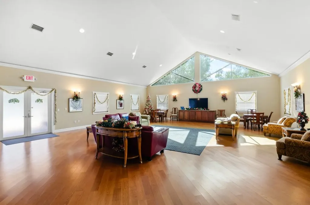 5209 Manorwood Drive Sarasota FL 34235