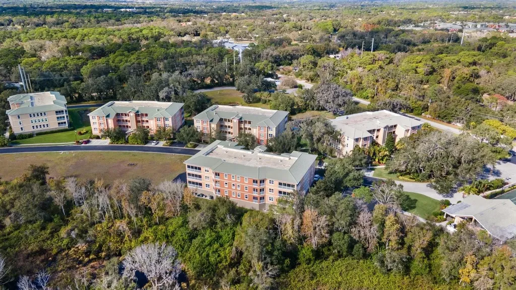 5209 Manorwood Drive Sarasota FL 34235