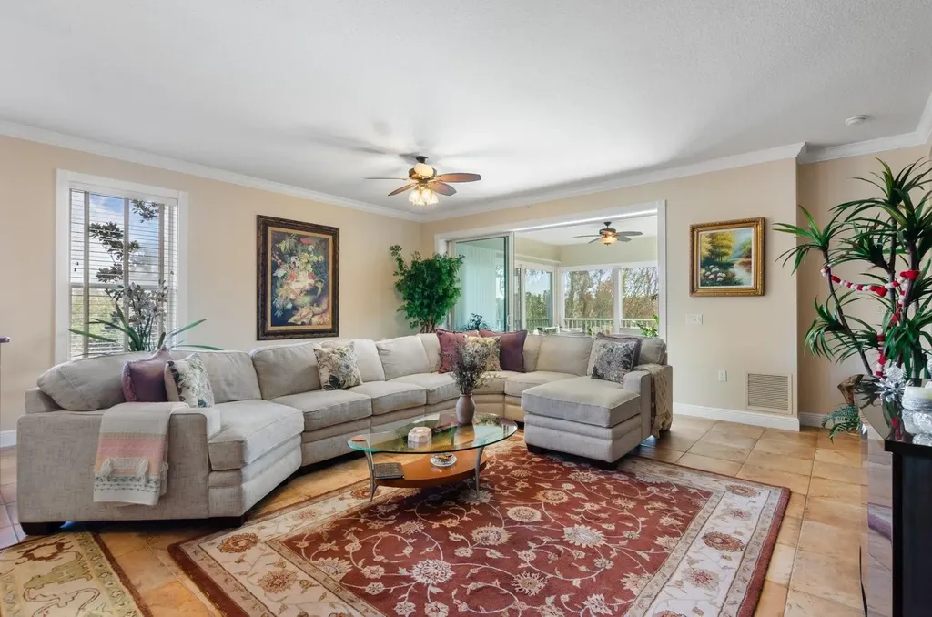 5209 Manorwood Drive Sarasota FL 34235