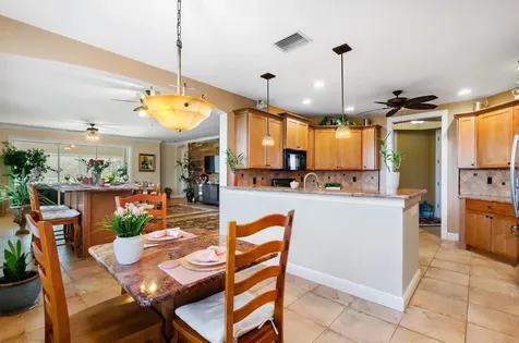 5209 Manorwood Drive Sarasota FL 34235