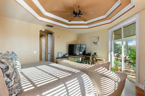 5209 Manorwood Drive Sarasota FL 34235