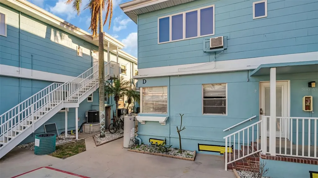483 E Shore Drive Clearwater Beach FL 33767