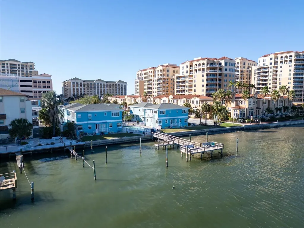 483 E Shore Drive Clearwater Beach FL 33767