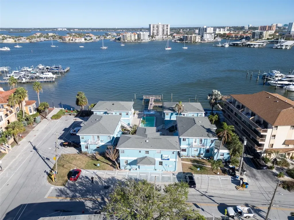 483 E Shore Drive Clearwater Beach FL 33767