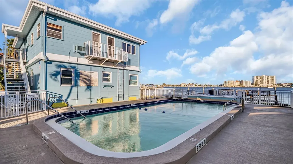 483 E Shore Drive Clearwater Beach FL 33767