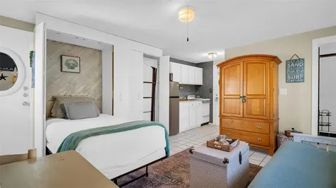 483 E Shore Drive Clearwater Beach FL 33767