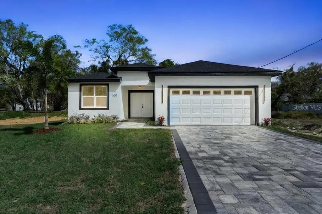 205 E 17th Street Apopka FL 32703