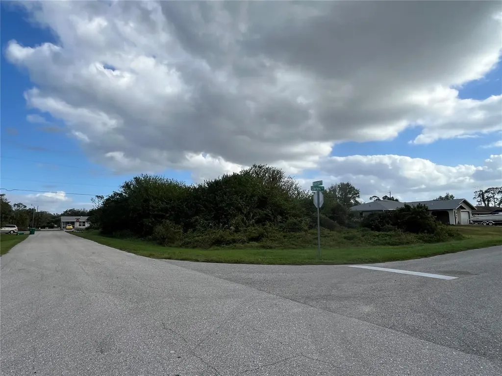 1249 Tropical Circle NW Port Charlotte FL 33948