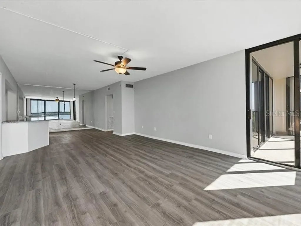 7100 Sunshine Skyway Lane S St Petersburg FL 33711