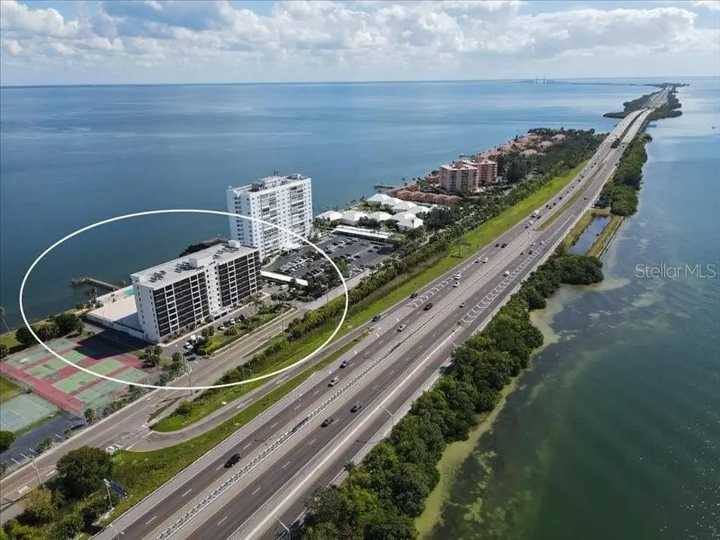 7100 Sunshine Skyway Lane S St Petersburg FL 33711