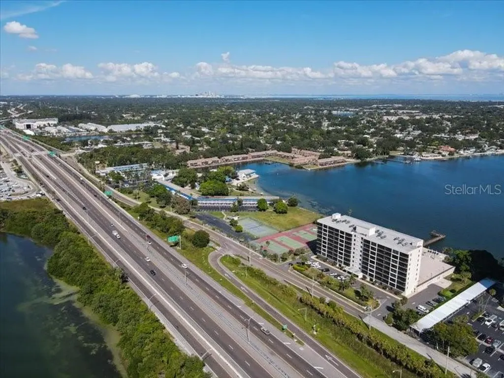7100 Sunshine Skyway Lane S St Petersburg FL 33711