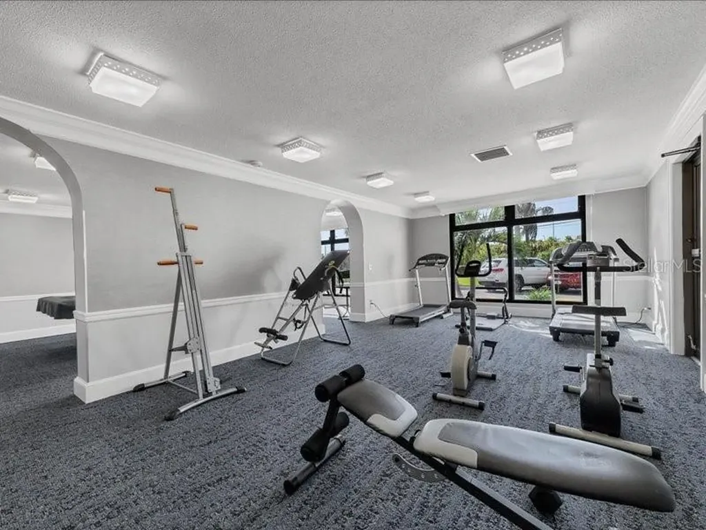 7100 Sunshine Skyway Lane S St Petersburg FL 33711