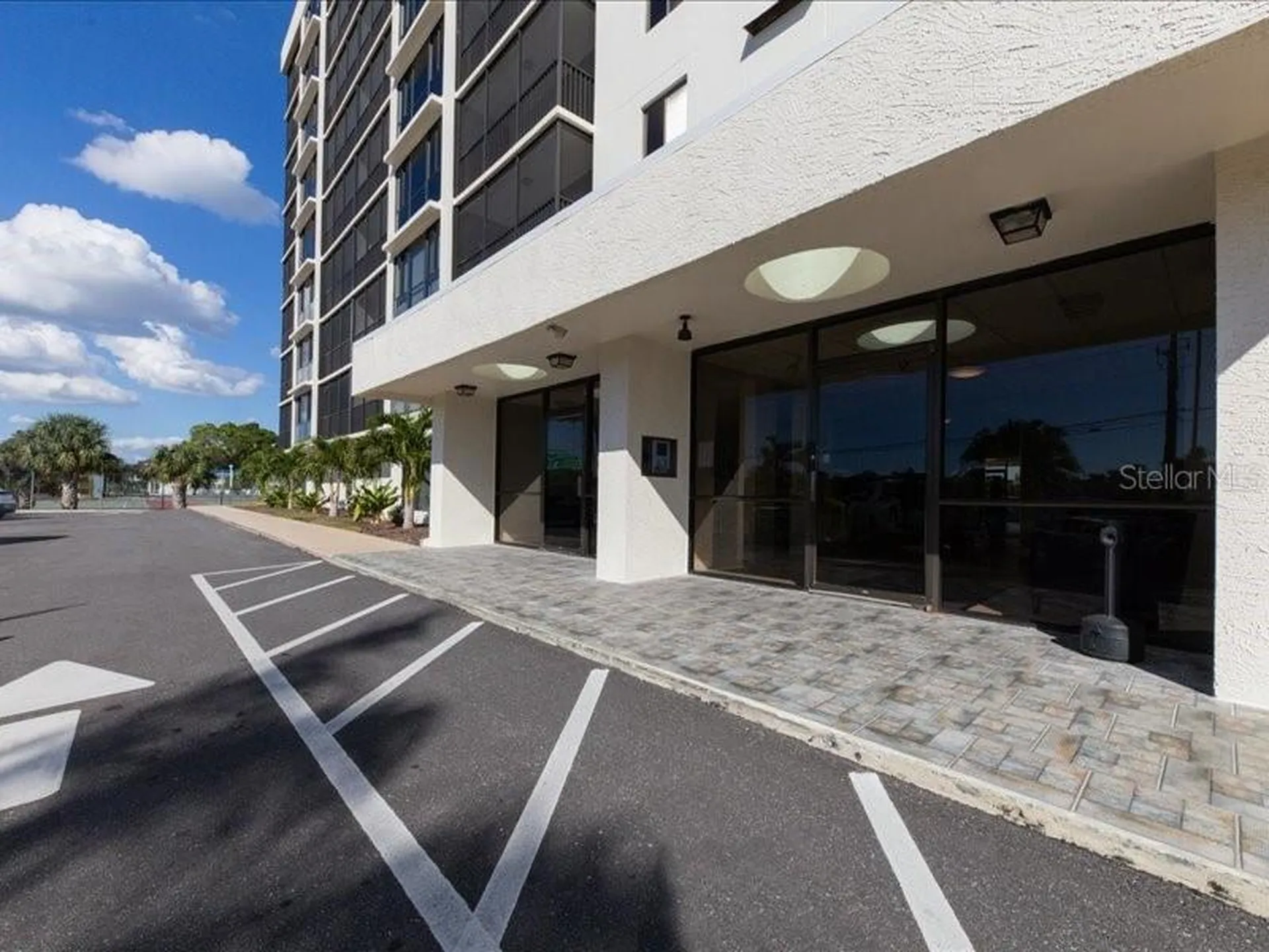 7100 Sunshine Skyway Lane S St Petersburg FL 33711