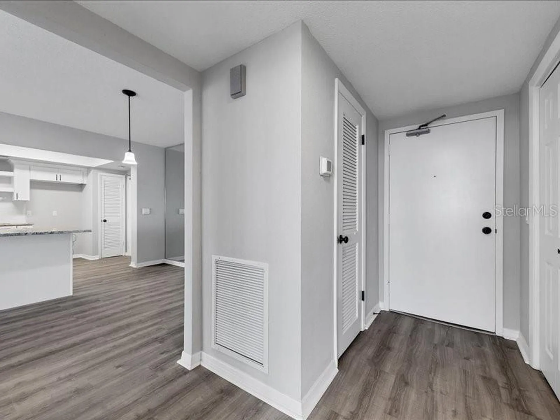 7100 Sunshine Skyway Lane S St Petersburg FL 33711