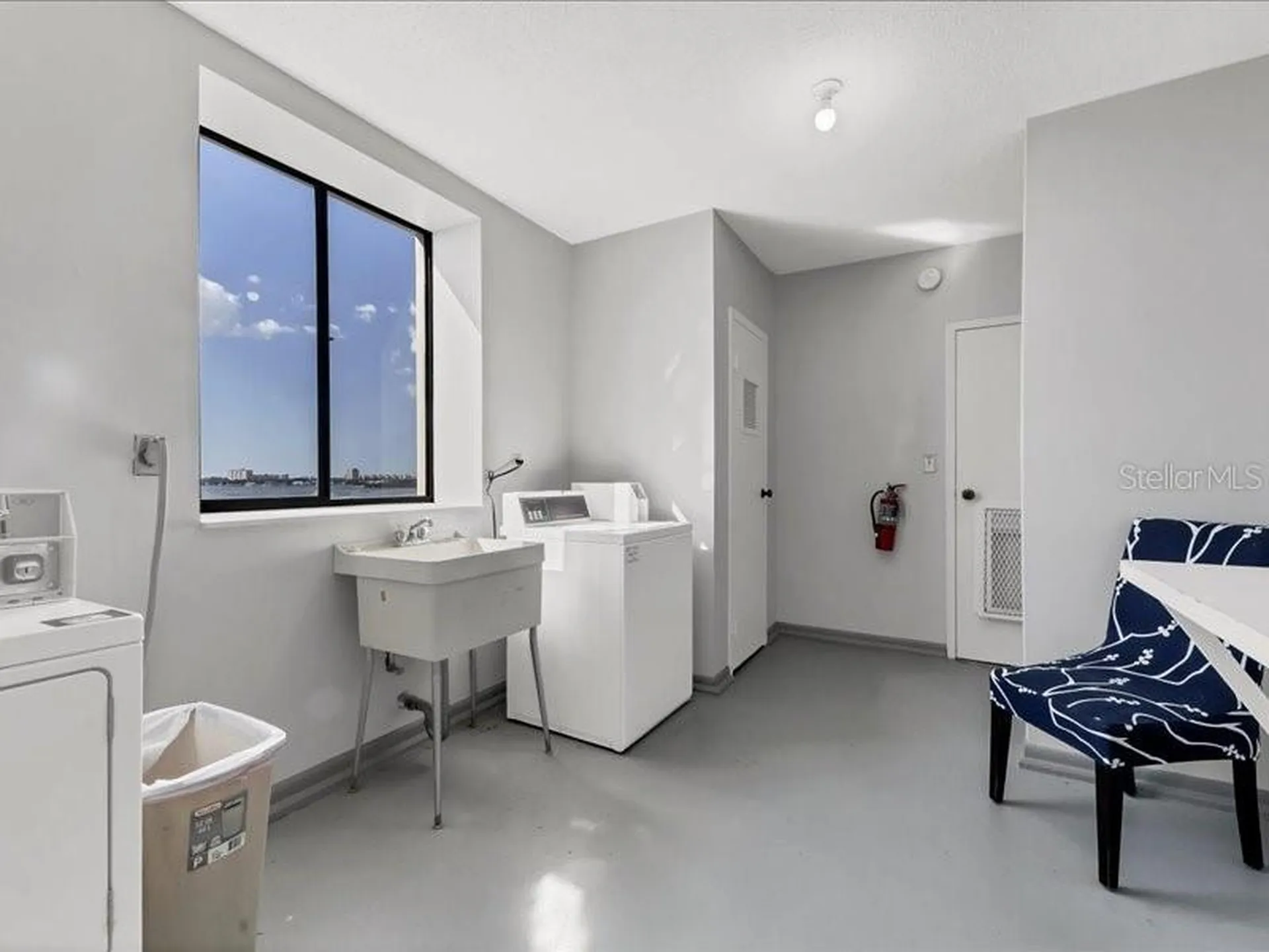 7100 Sunshine Skyway Lane S St Petersburg FL 33711