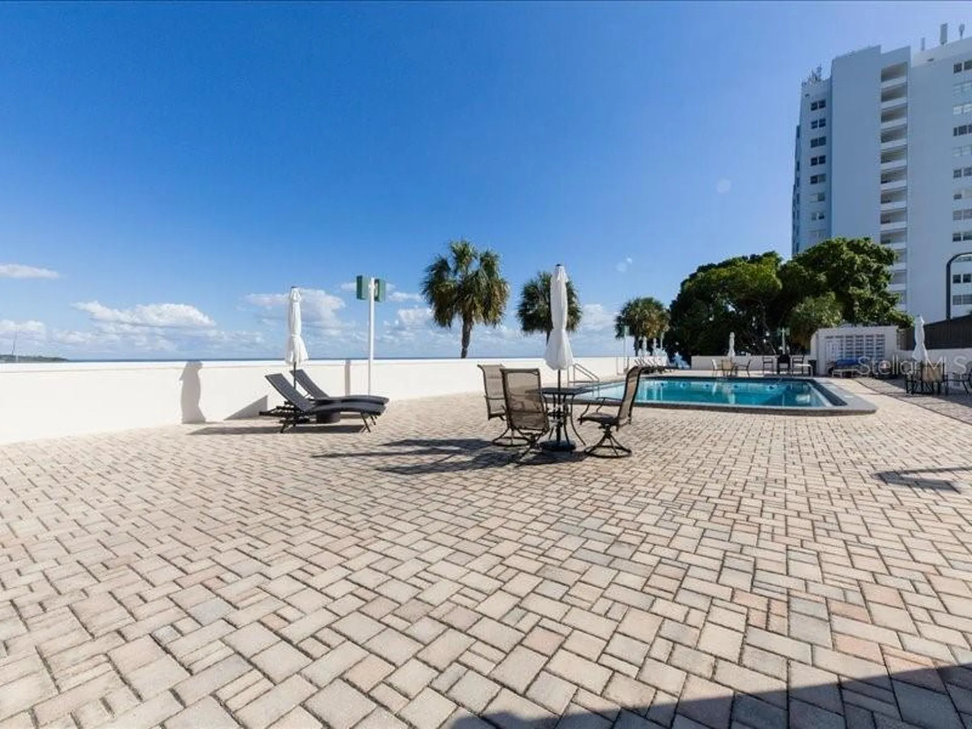 7100 Sunshine Skyway Lane S St Petersburg FL 33711