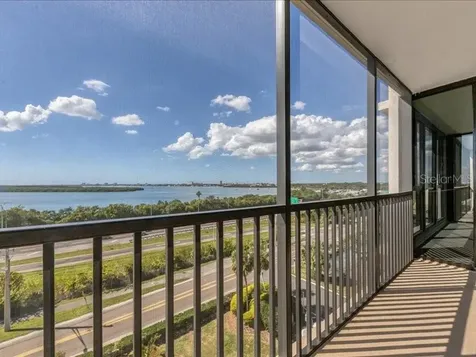 7100 Sunshine Skyway Lane S St Petersburg FL 33711