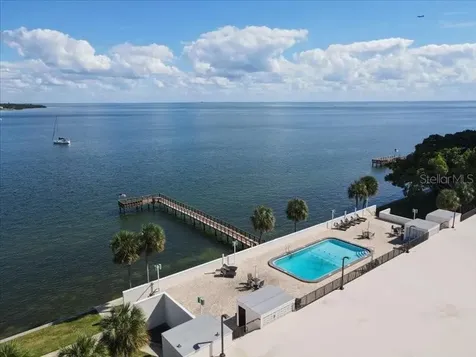 7100 Sunshine Skyway Lane S St Petersburg FL 33711