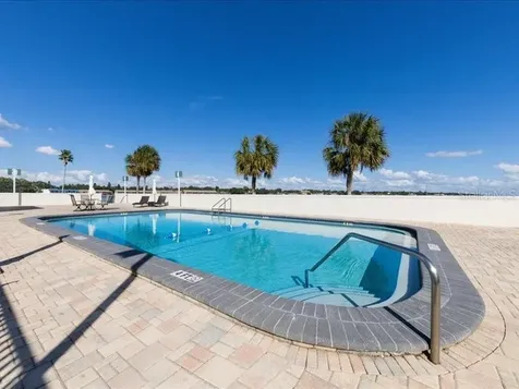 7100 Sunshine Skyway Lane S St Petersburg FL 33711