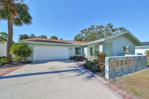 5841 27th Street S St Petersburg FL 33712