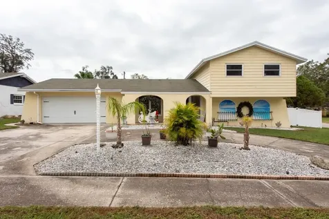 813 Kingswood Place Brandon FL 33511