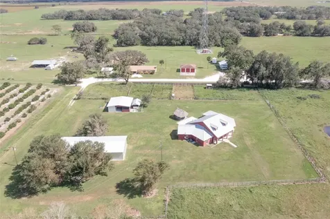 42 Clubhouse Road Venus FL 33960