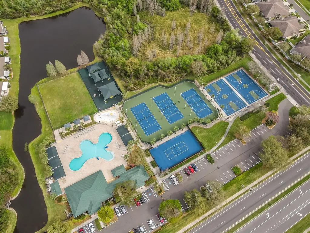 1323 Baythorn Drive Wesley Chapel FL 33543