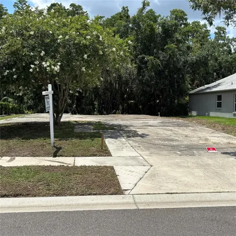 1323 Baythorn Drive Wesley Chapel FL 33543