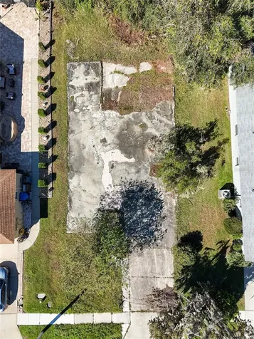 1323 Baythorn Drive Wesley Chapel FL 33543