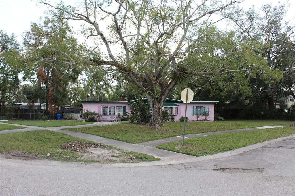 4507 Tarpon Drive Tampa FL 33617