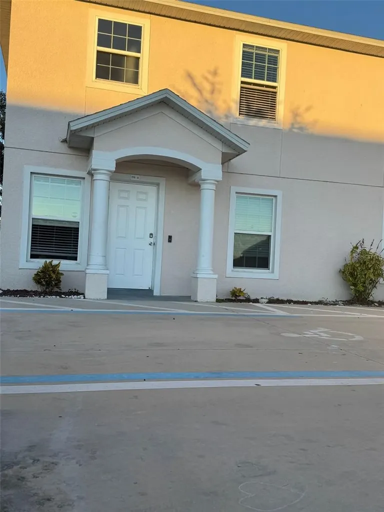 210 Majors Lane Kissimmee FL 34743