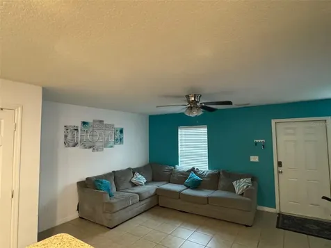 210 Majors Lane Kissimmee FL 34743