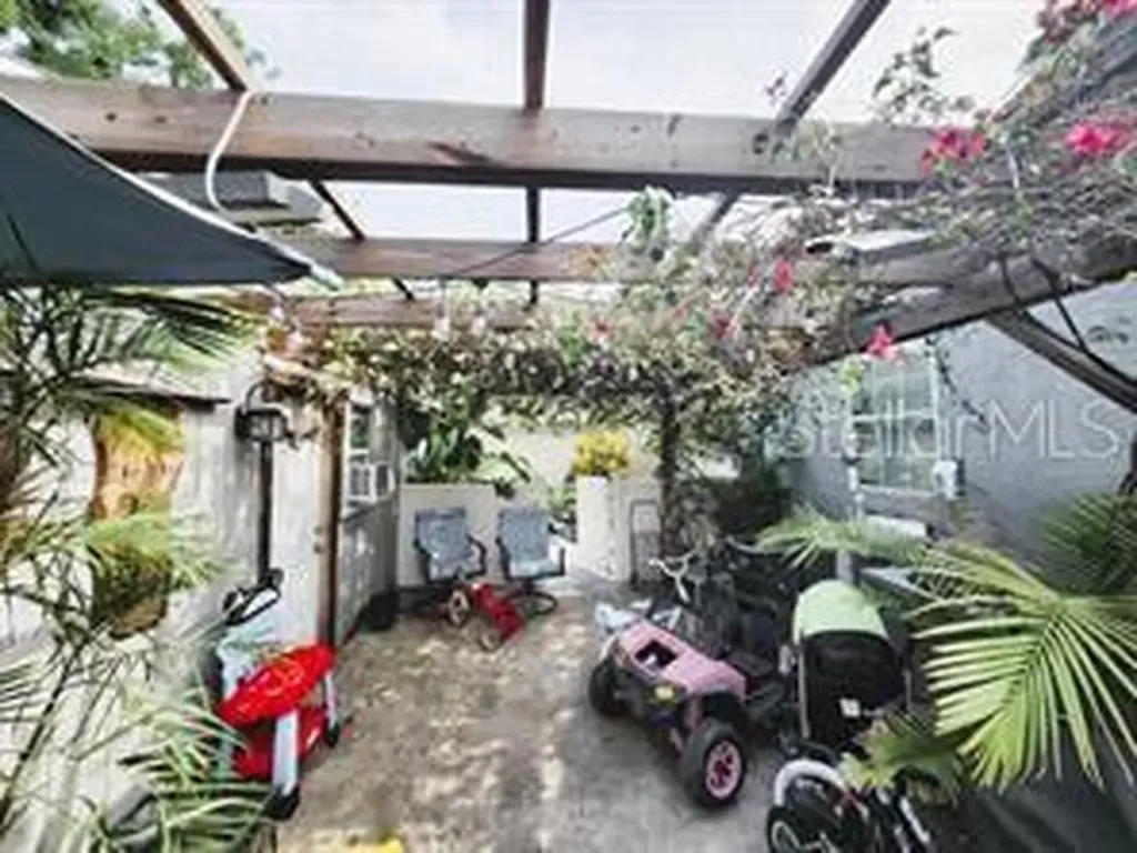 2912 W Main Street Tampa FL 33607