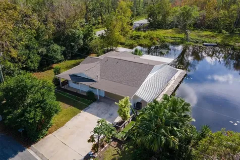 13724 Country Club Drive Tavares FL 32778