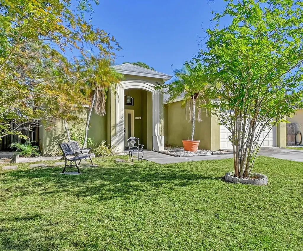 5365 Matthew Court Sarasota FL 34231