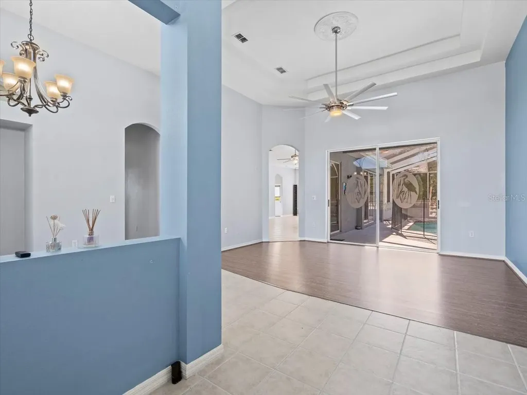 10307 Ridge Top Loop Weeki Wachee FL 34613