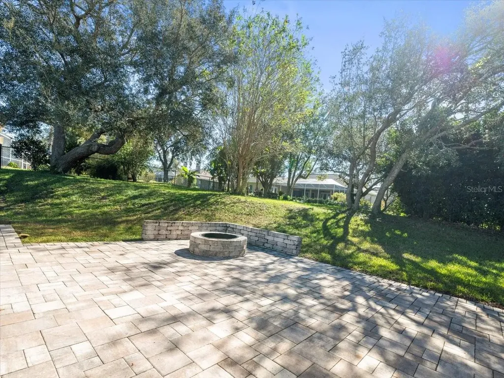 10307 Ridge Top Loop Weeki Wachee FL 34613