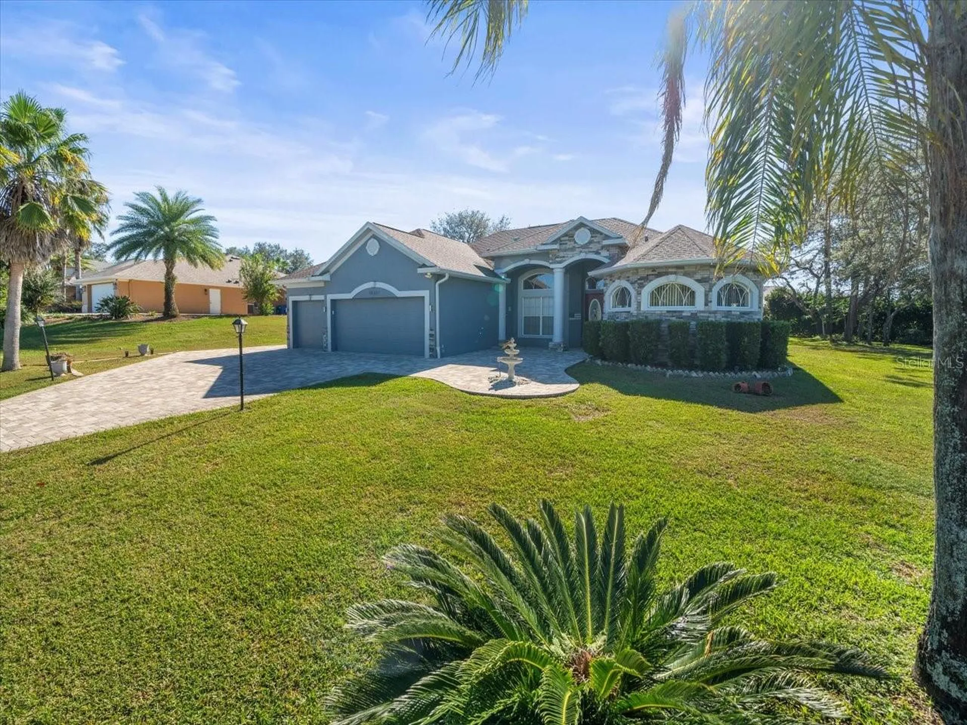 10307 Ridge Top Loop Weeki Wachee FL 34613