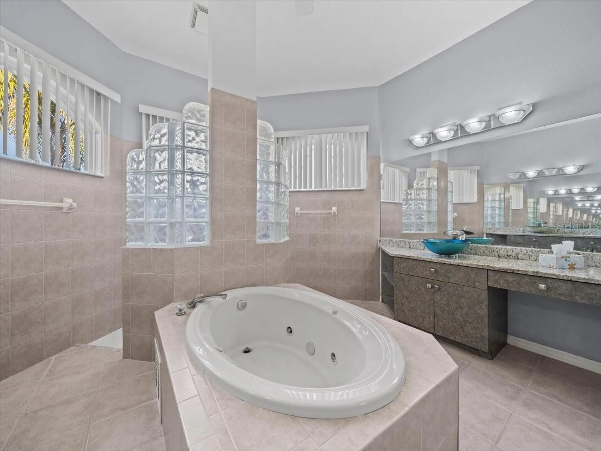 10307 Ridge Top Loop Weeki Wachee FL 34613