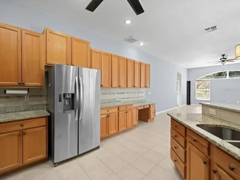 10307 Ridge Top Loop Weeki Wachee FL 34613
