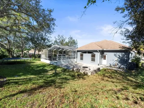 10307 Ridge Top Loop Weeki Wachee FL 34613